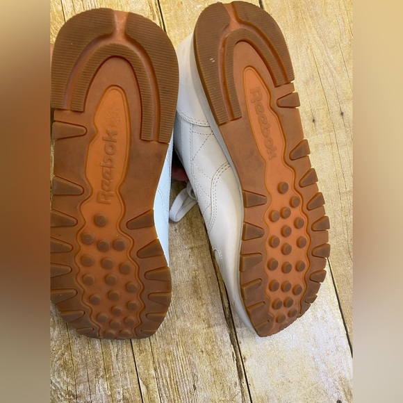 reebok classic gum sole womens